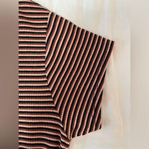 Don’t Ask Why Striped Tee - Picture 4 of 4